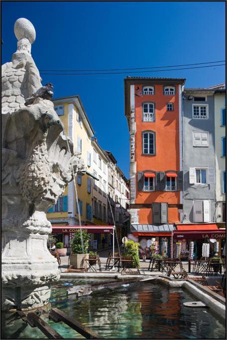 Logis Du Cagaire Apartment